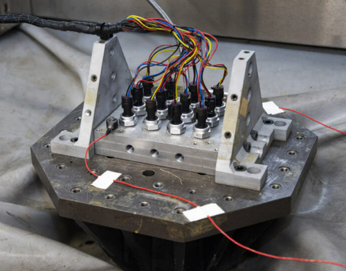 Ultime notizie aziendali su Quali sono gli standard di prova delle vibrazioni per le apparecchiature elettroniche?