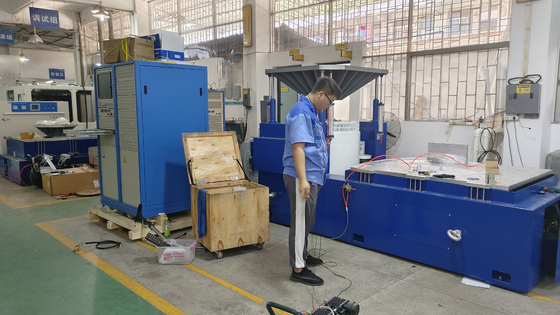 Prezzo buono 70 kN Shaker elettrodinamico a vibrazione per la sperimentazione delle batterie in linea